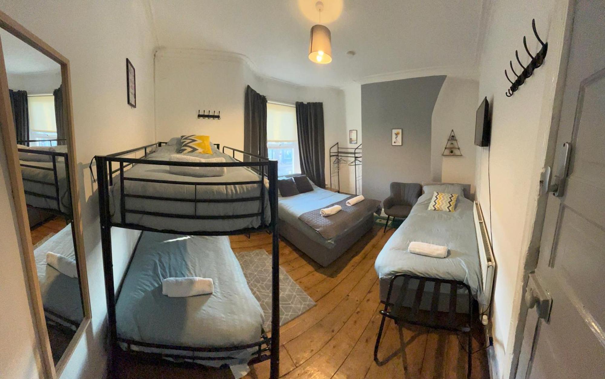 Rooms Anfield- 5 Mins From Lfc Ливърпул Екстериор снимка
