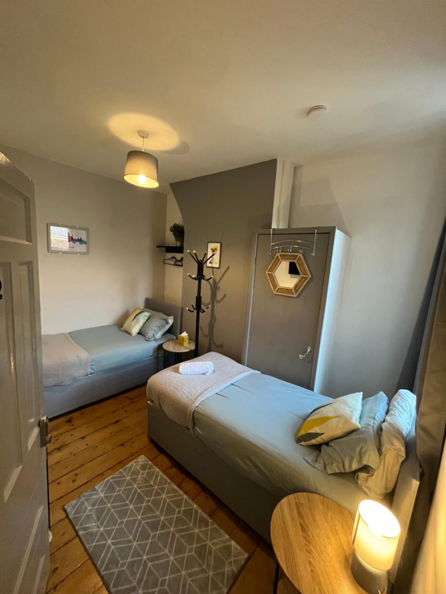 Rooms Anfield- 5 Mins From Lfc Ливърпул Екстериор снимка